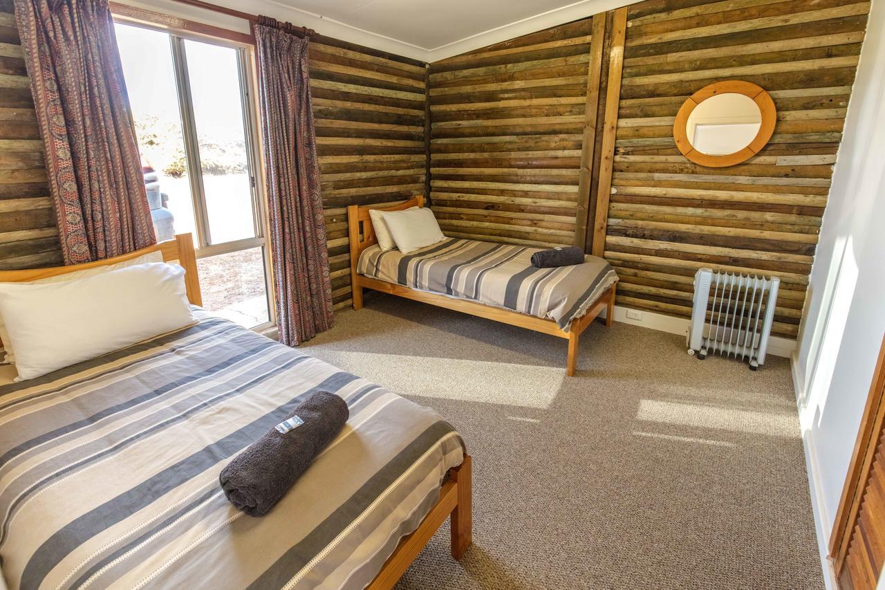 Hanson Bay Cabins Кингскот Экстерьер фото